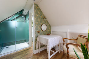 Bedroom 3 En-Suite- click for photo gallery